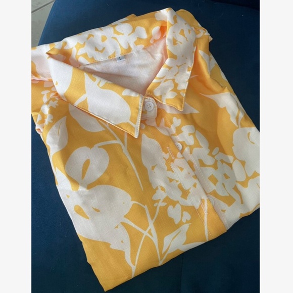 Yellow White Floral Button Up Long Sleeve Shirt - Picture 5 of 8